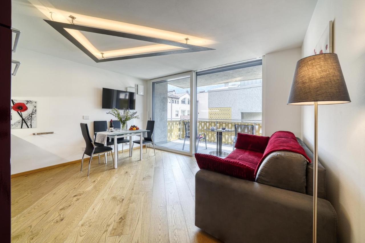 Ferienwohnung Im Zentrum Натурно Экстерьер фото